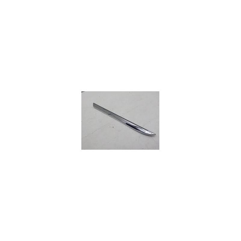 Διακοσμητική λωρίδα φτερού Mercedes Benz A2226909301